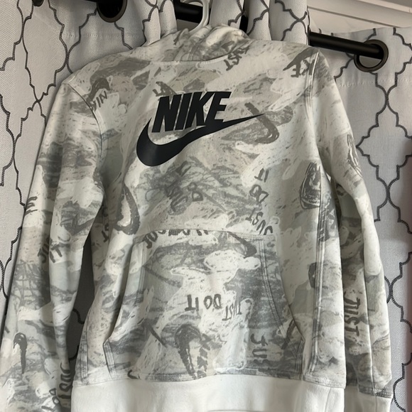 Nike Other - Kids medium hoodie